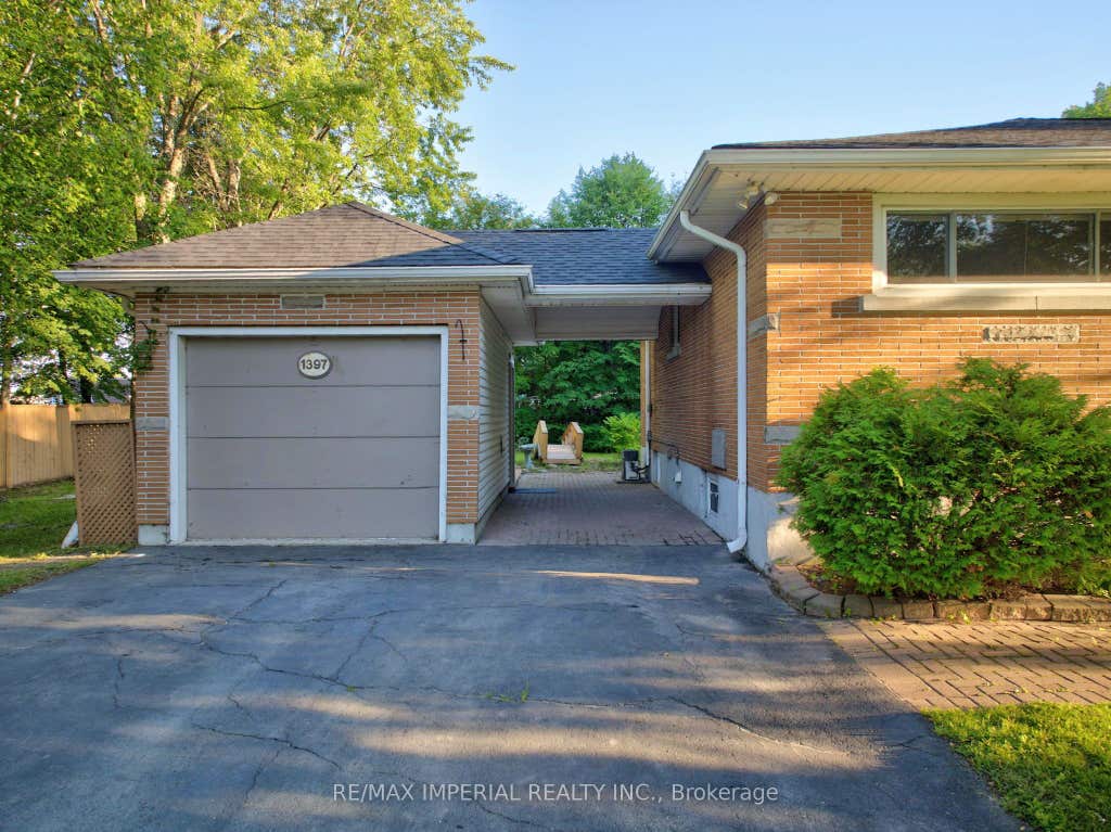 Photo of 1397 Hawthorne Drive, Greater Sudbury, ON P3A 1L3 (MLS # X13653056)