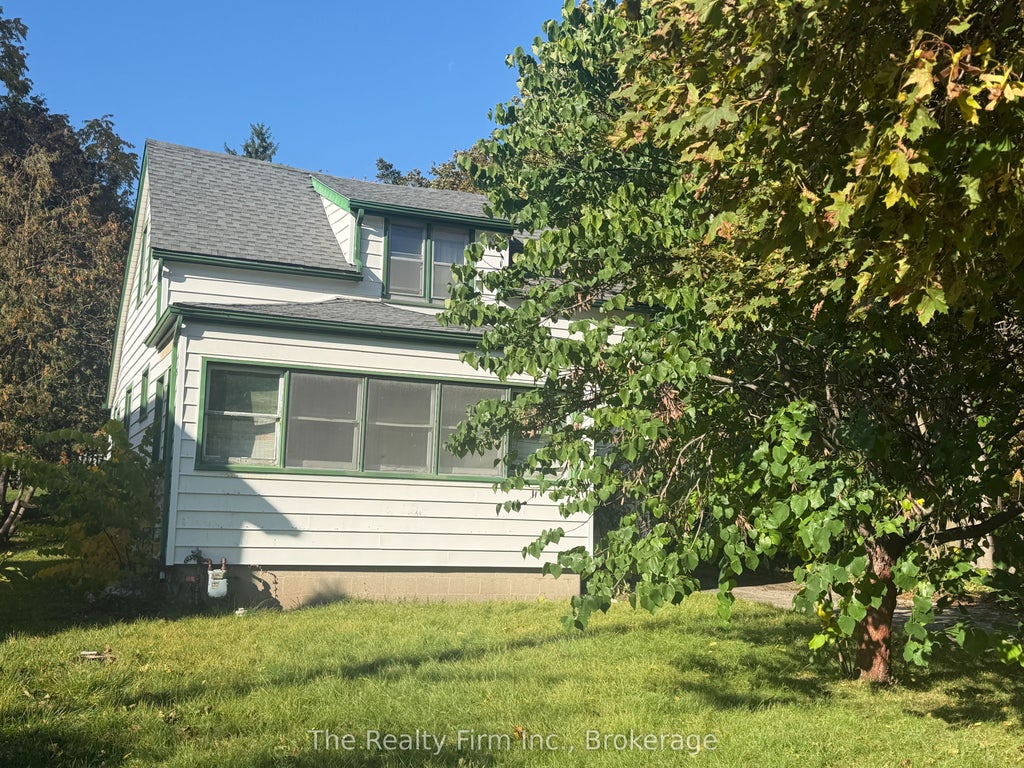 Photo of 477 Henry Street, Woodstock, ON N4S 1X3 (MLS # X14029614)