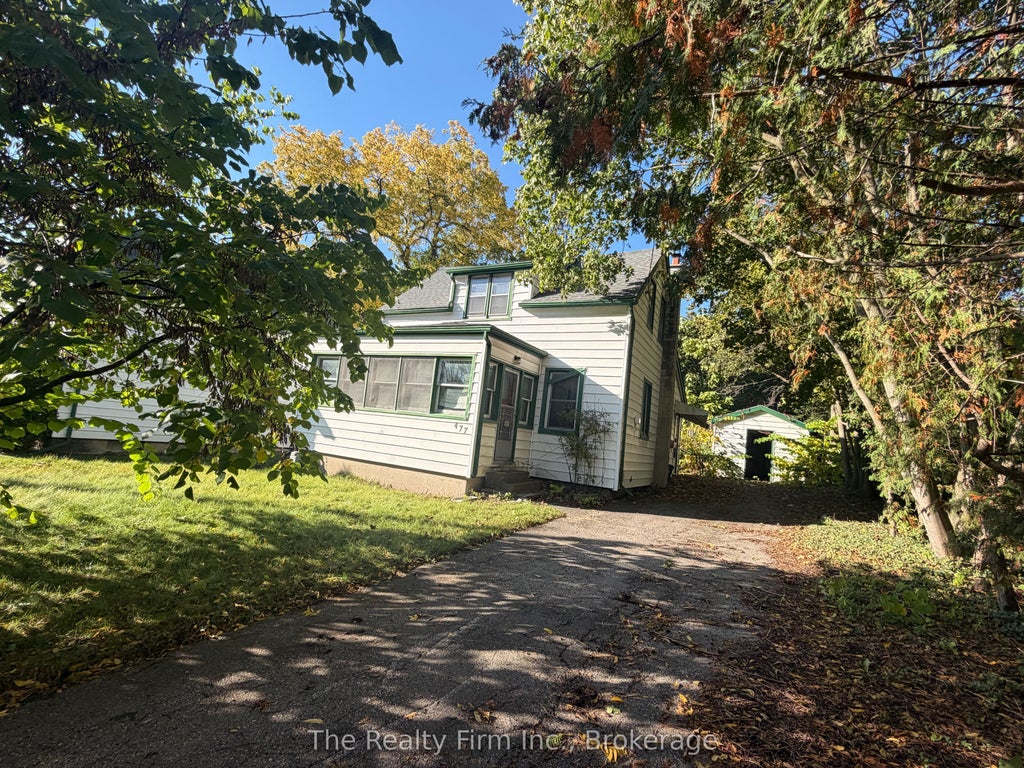 Photo of 477 Henry Street, Woodstock, ON N4S 1X3 (MLS # X14029614)