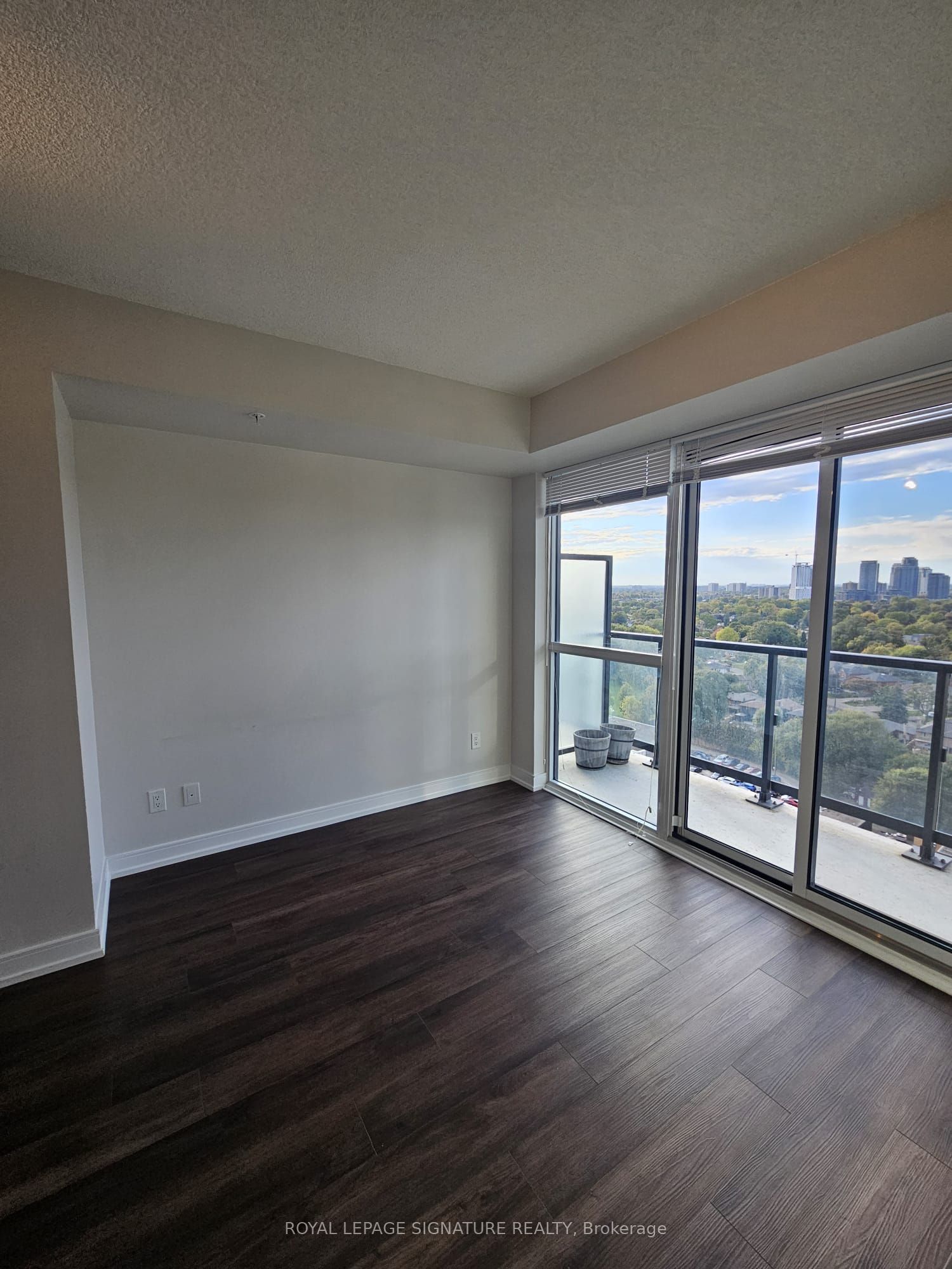 20 Thomas Riley Road 1603