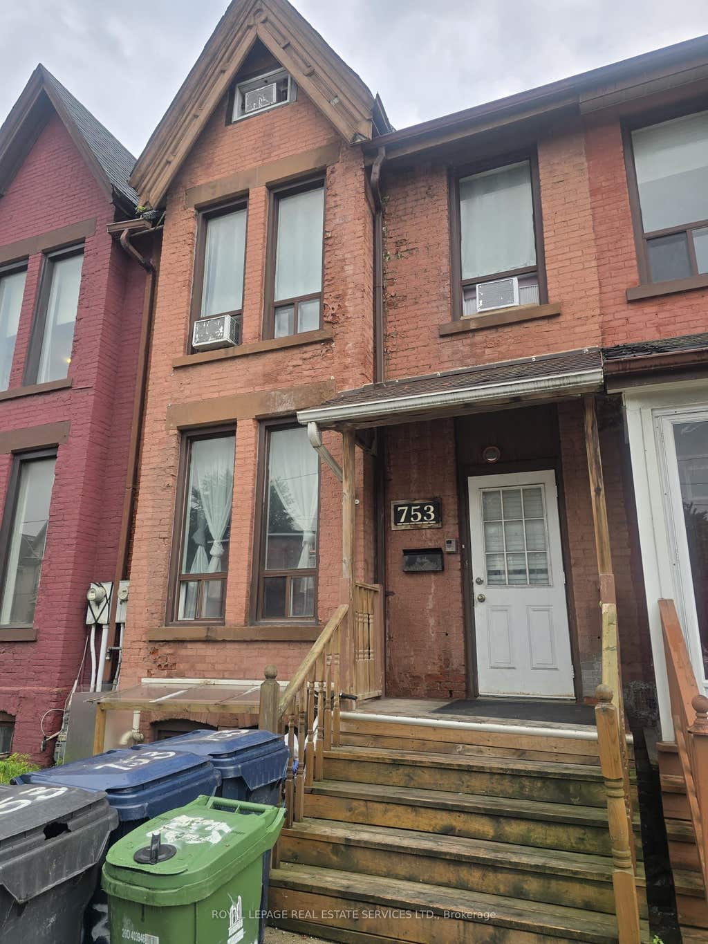 Photo of 753 Gerrard Street E #2, Toronto, ON M4M 1Y5 (MLS # E13668142)
