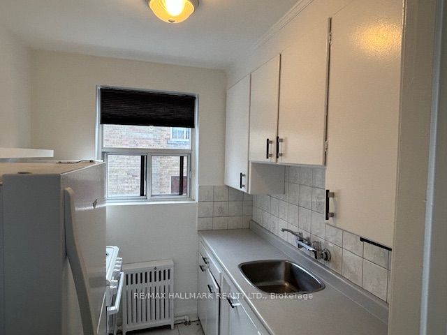 11 Anglesey Boulevard 310