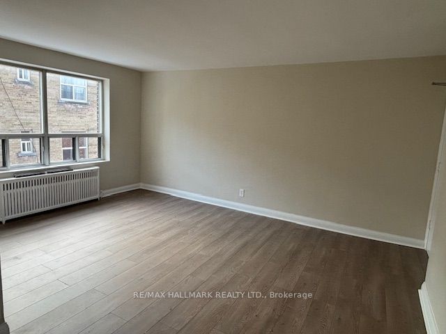 11 Anglesey Boulevard 310