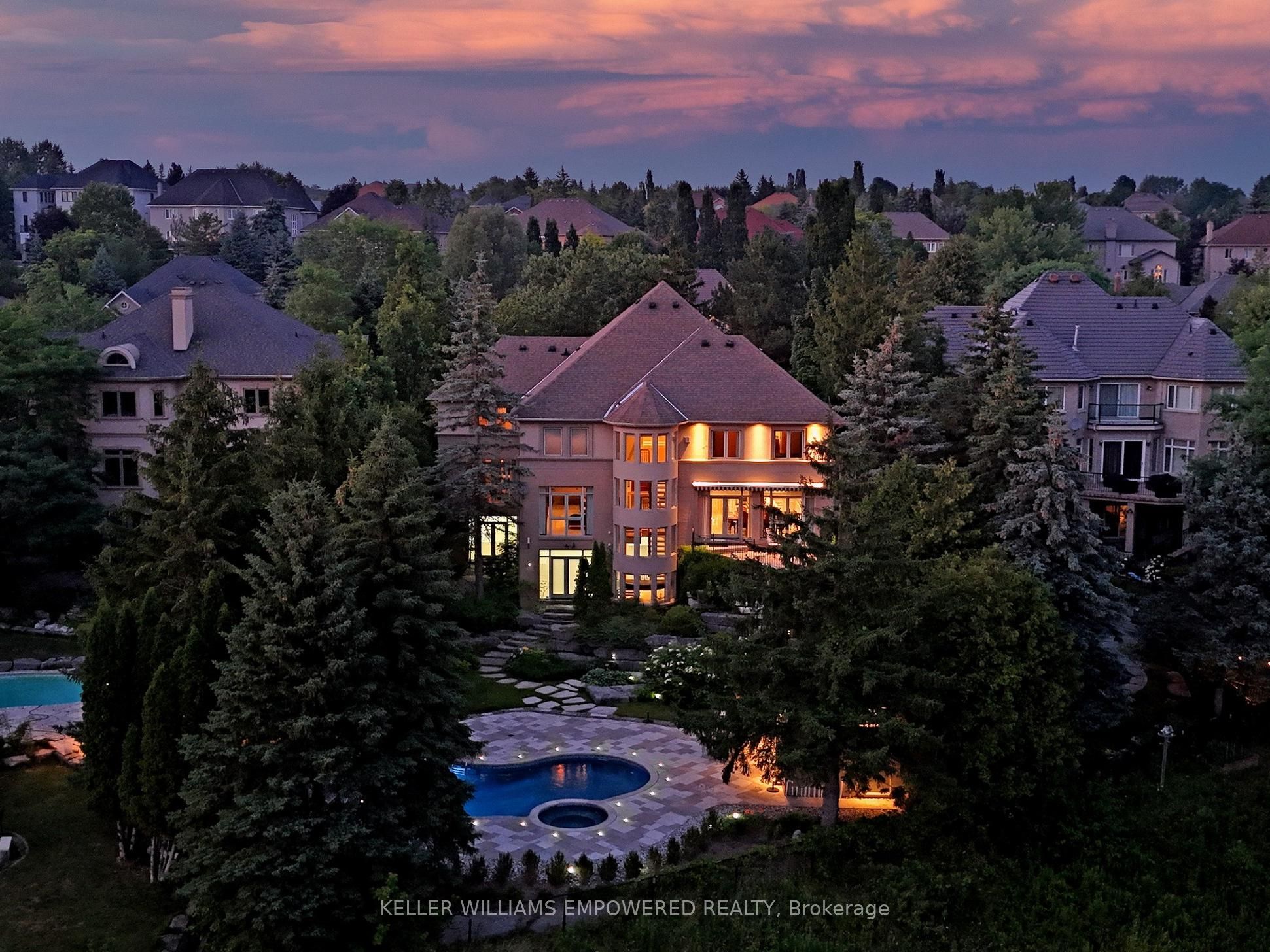 90 Humberview Drive