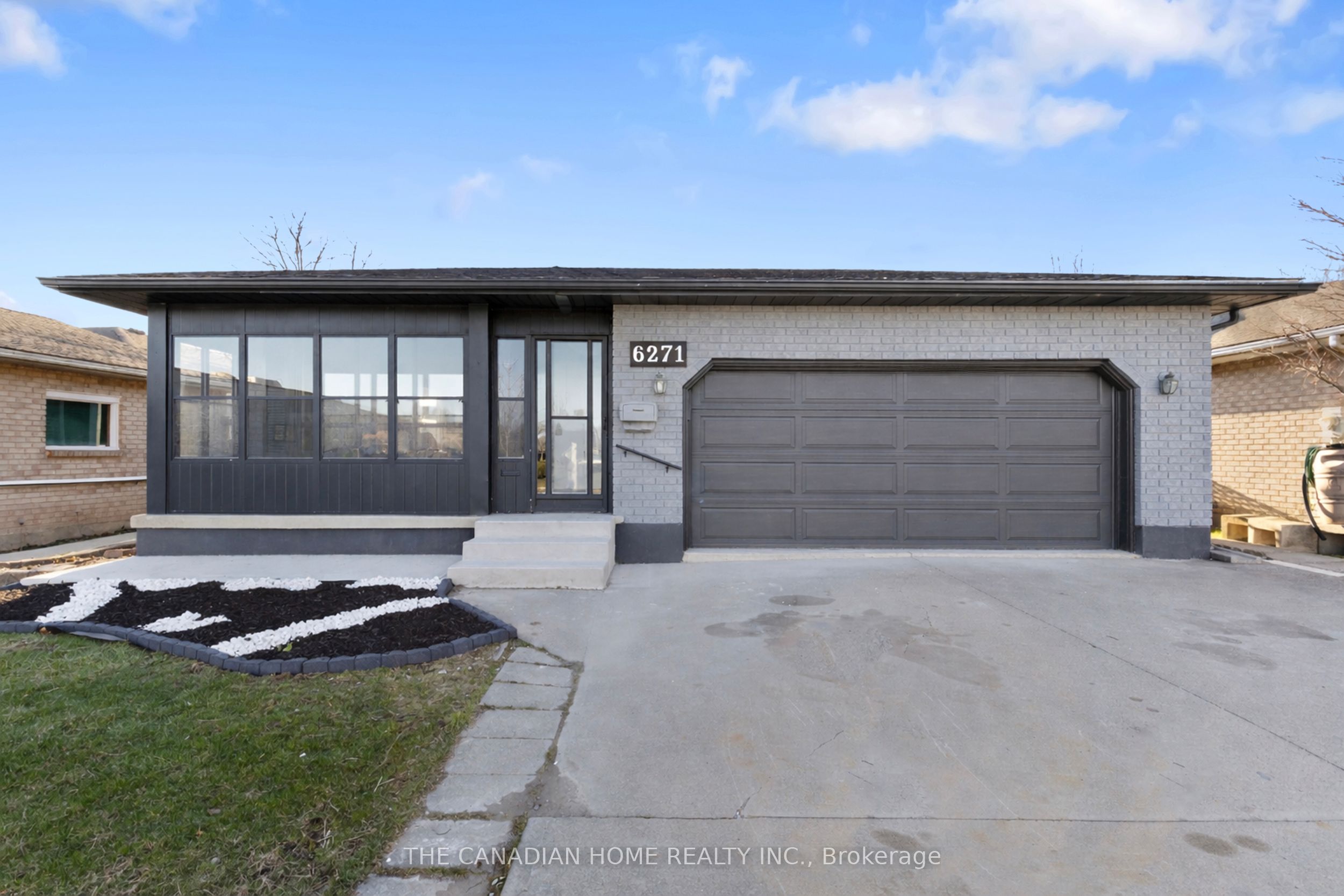 6271 Sherri Avenue W