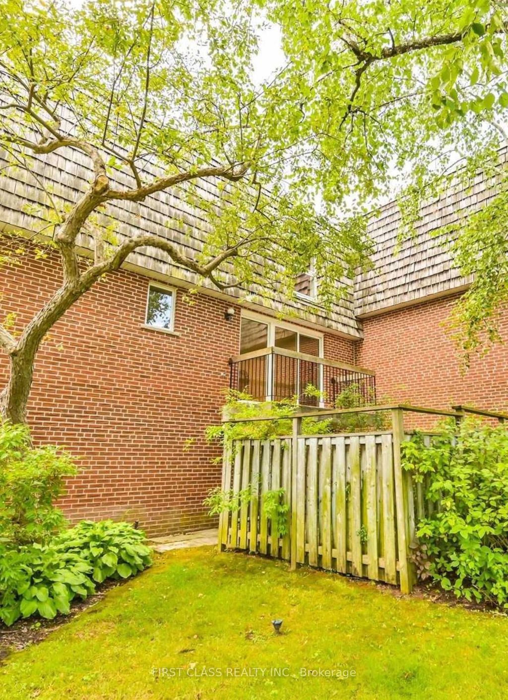 Photo of 32 Scenic Mill Way, Toronto, ON M2L 1S5 (MLS # C12394418)