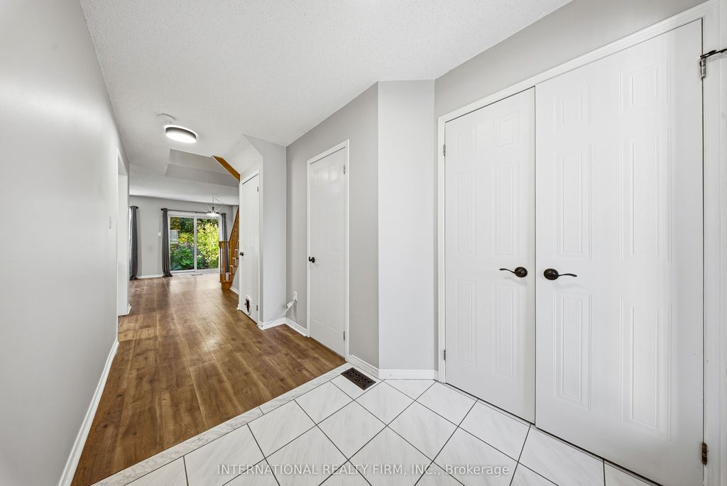 Photo of 187 Park Drive, Whitchurch-Stouffville, ON L4A 1J8 (MLS # N12588324)