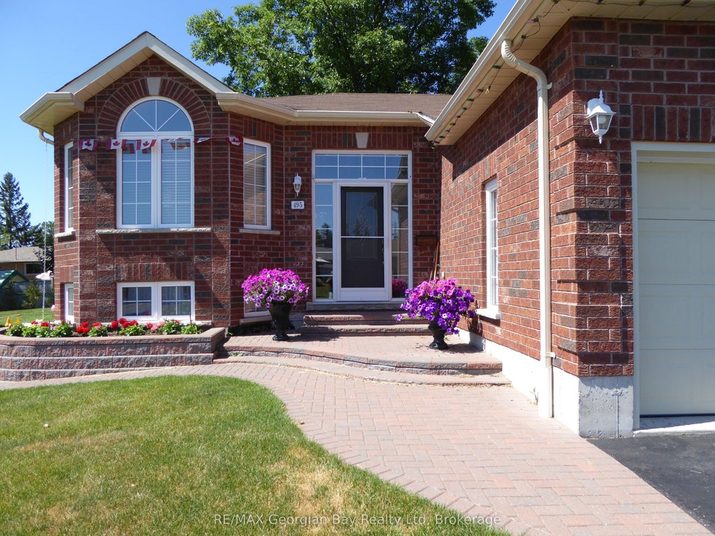 Photo of 495 Shewfelt Crescent, Midland, ON L4R 5N8 (MLS # S13758512)
