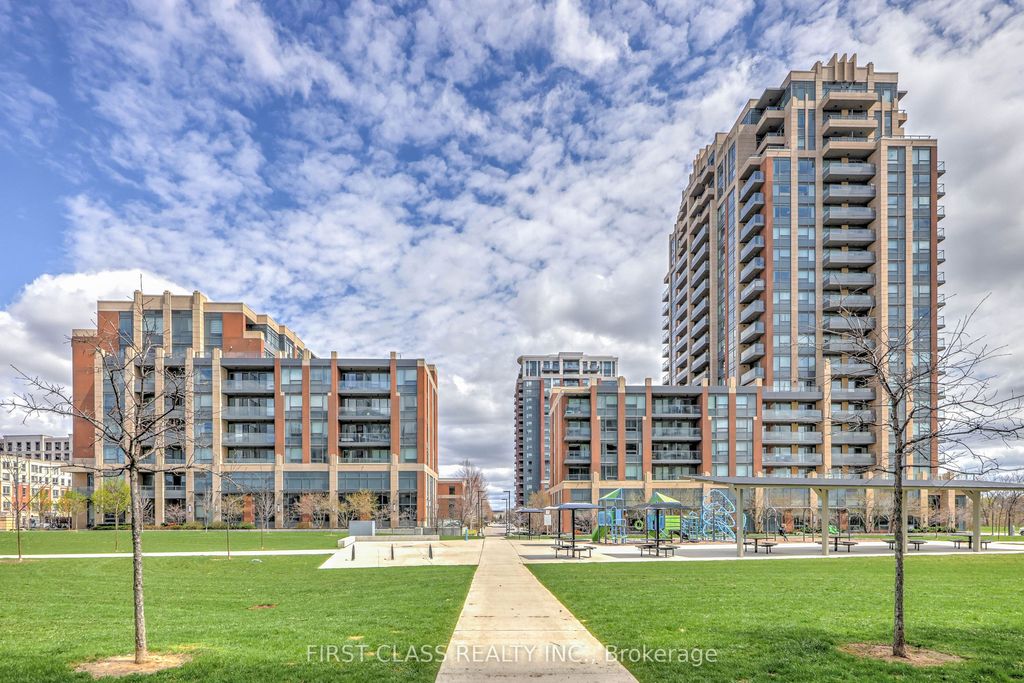 Photo of 28 Uptown Drive #610, Markham, ON L3R 5M8 (MLS # N13075462)