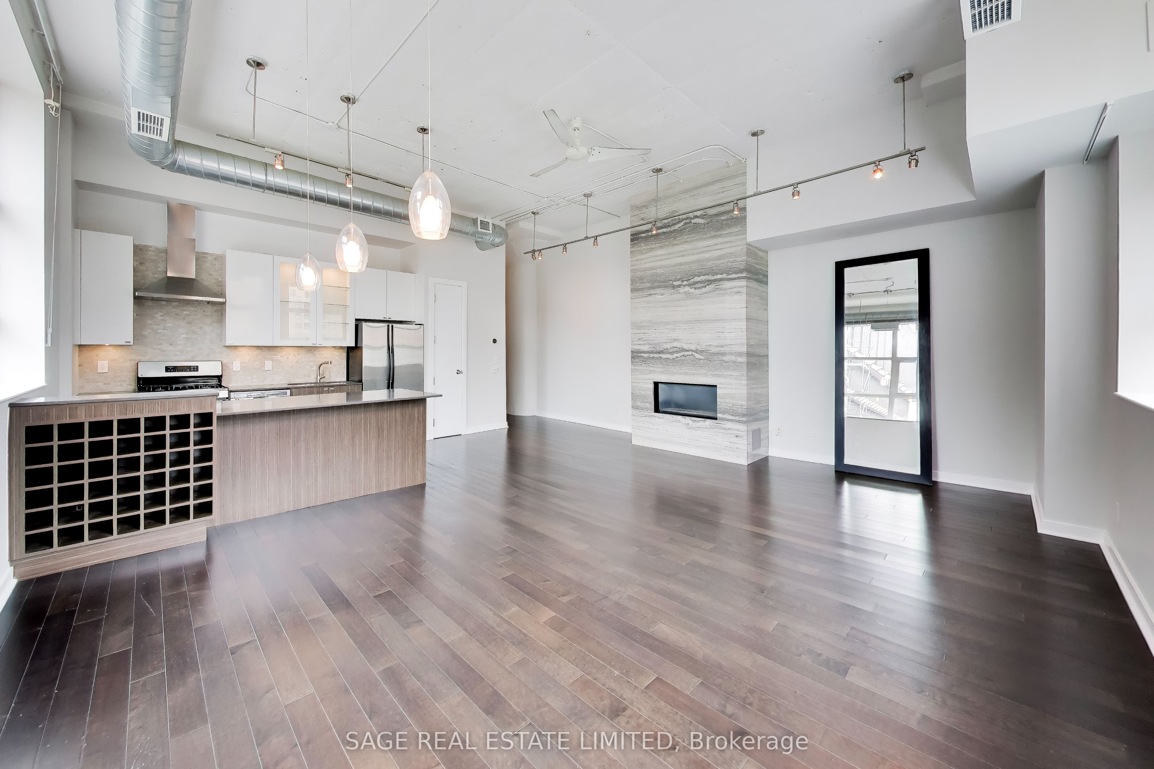 155 Dalhousie Street 521