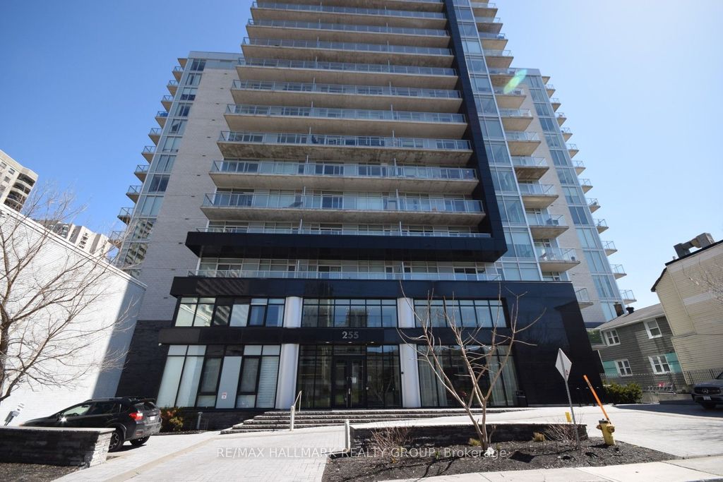 Photo of 255 Bay Street #1412, Ottawa Centre, ON K1R 0C5 (MLS # X13173298)