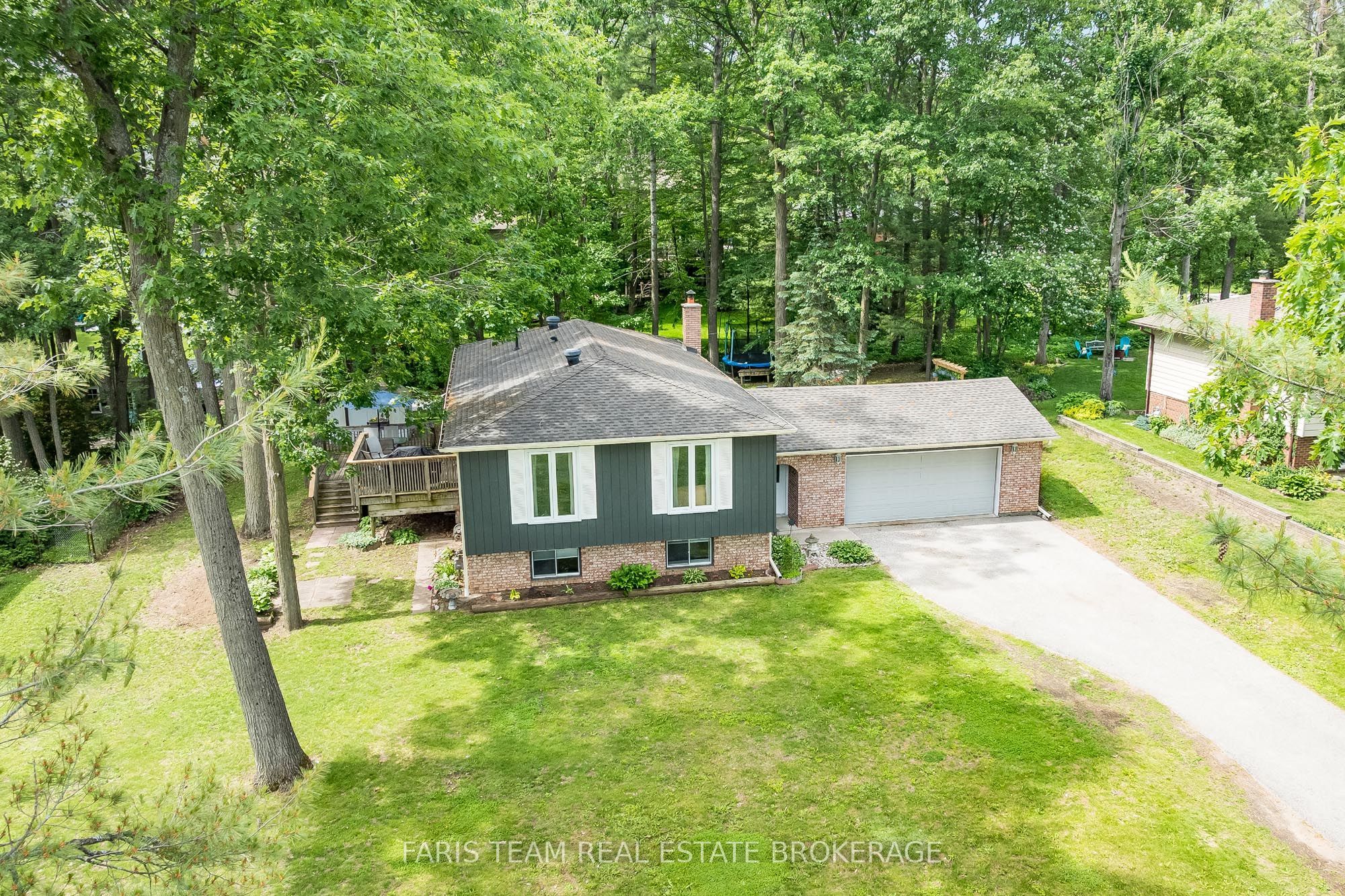Photo 1 of 39 — 1202 Sunnidale Road, Springwater, ON L4M 4S4
