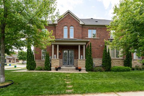 2120 Fiddlers Way Oakville ON L5M 0M5