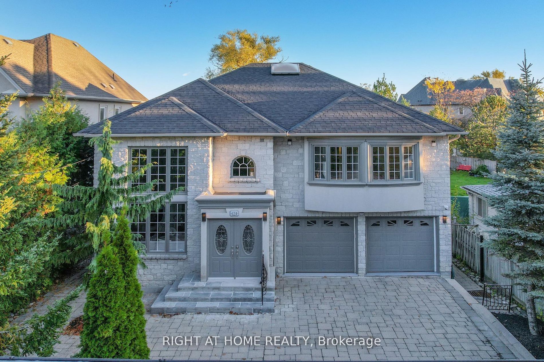 429 North Lake Road