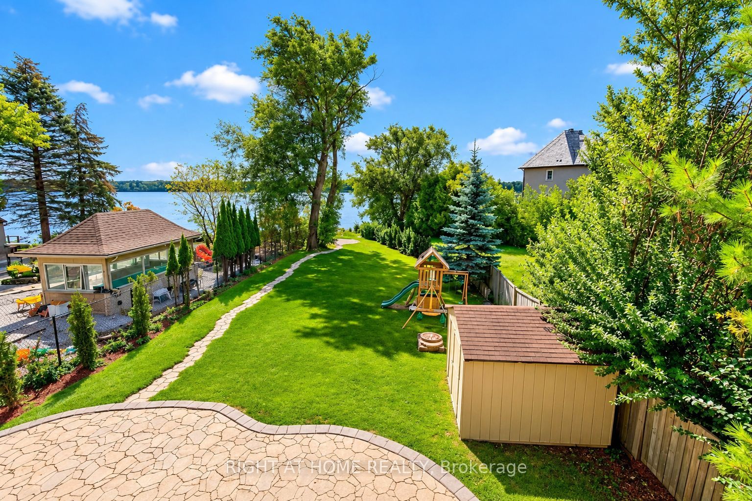 429 North Lake Road