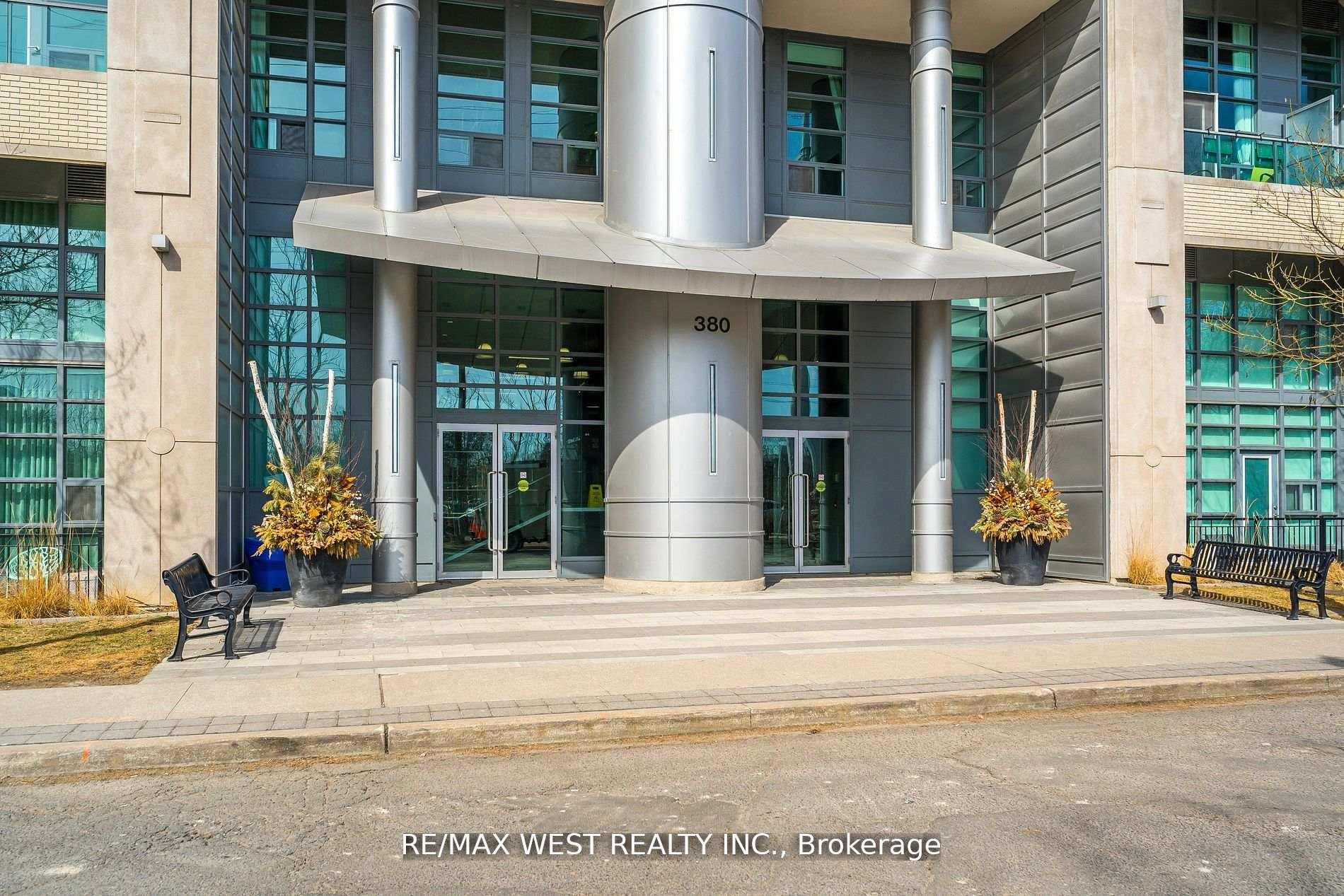 380 Macpherson Avenue 333