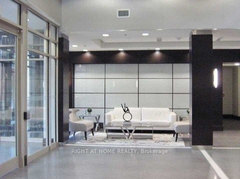 75 King Williams Crescent 703