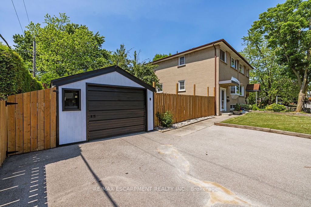 4525 Longmoor Drive