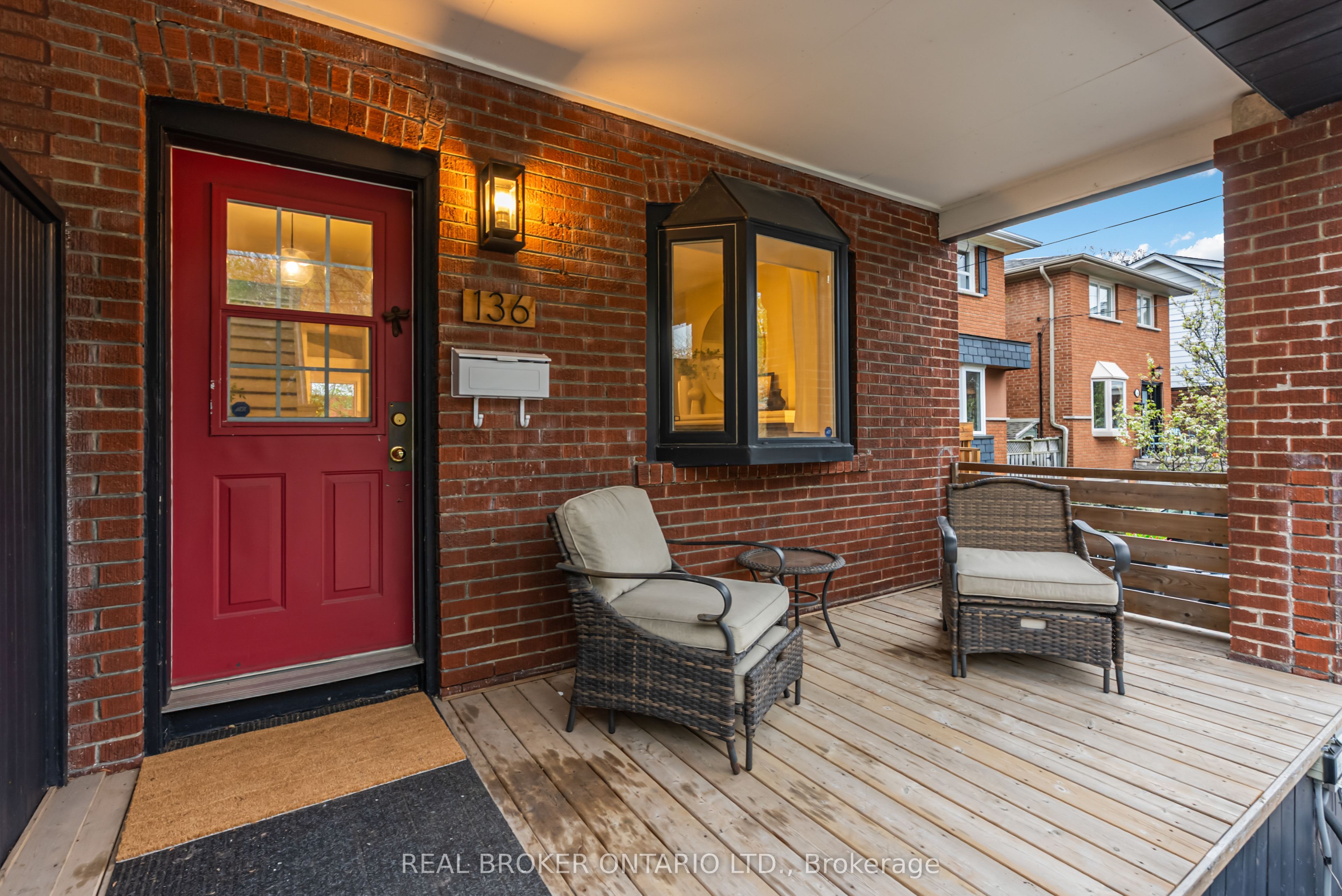 136 Blantyre Avenue
