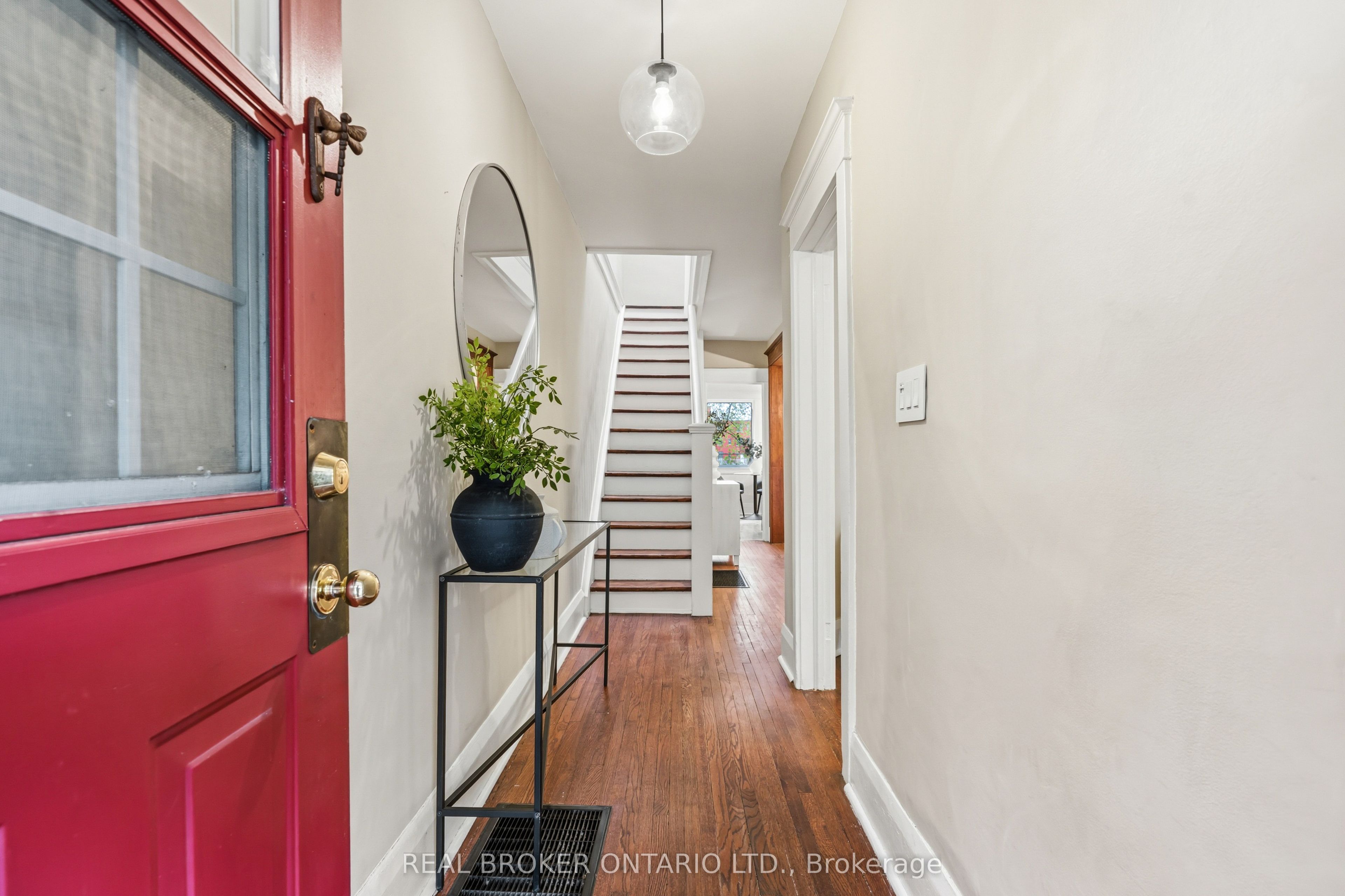 136 Blantyre Avenue