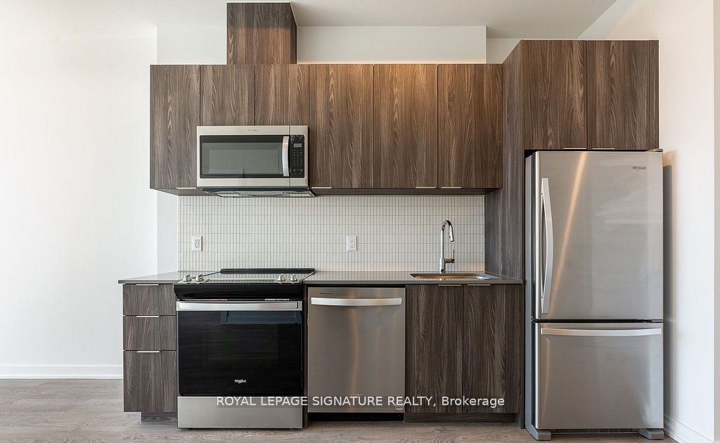 770 Whitlock Avenue 809