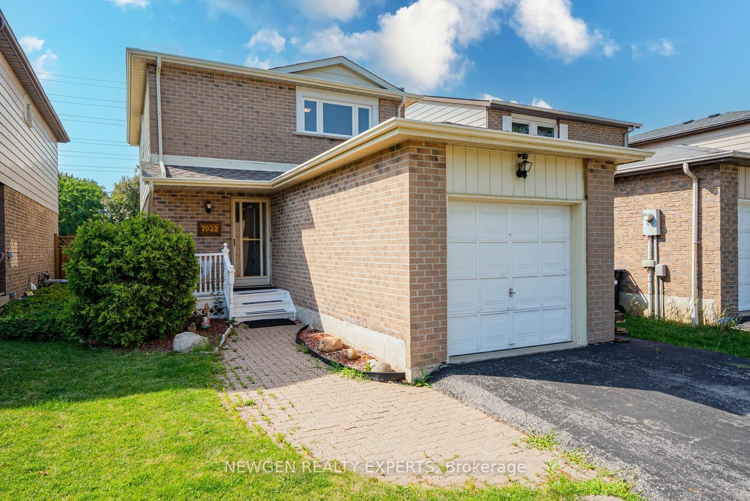 7022 Cordingley Crescent