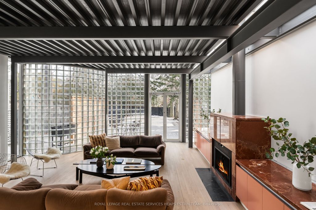 Photo of 335 St Clair Avenue E, Toronto, ON M4T 1P3 (MLS # C13009700)