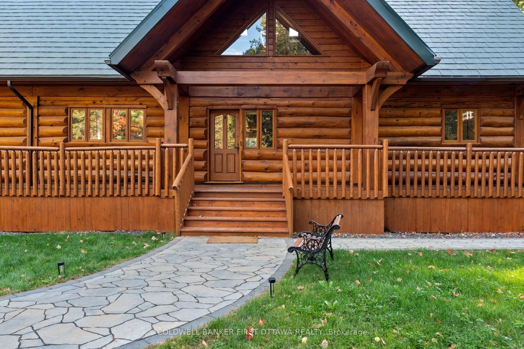 Photo of 9 LUCAS Lane, Stittsville - Munster - Richmond, ON K2S 1S5 (MLS # X12455746)