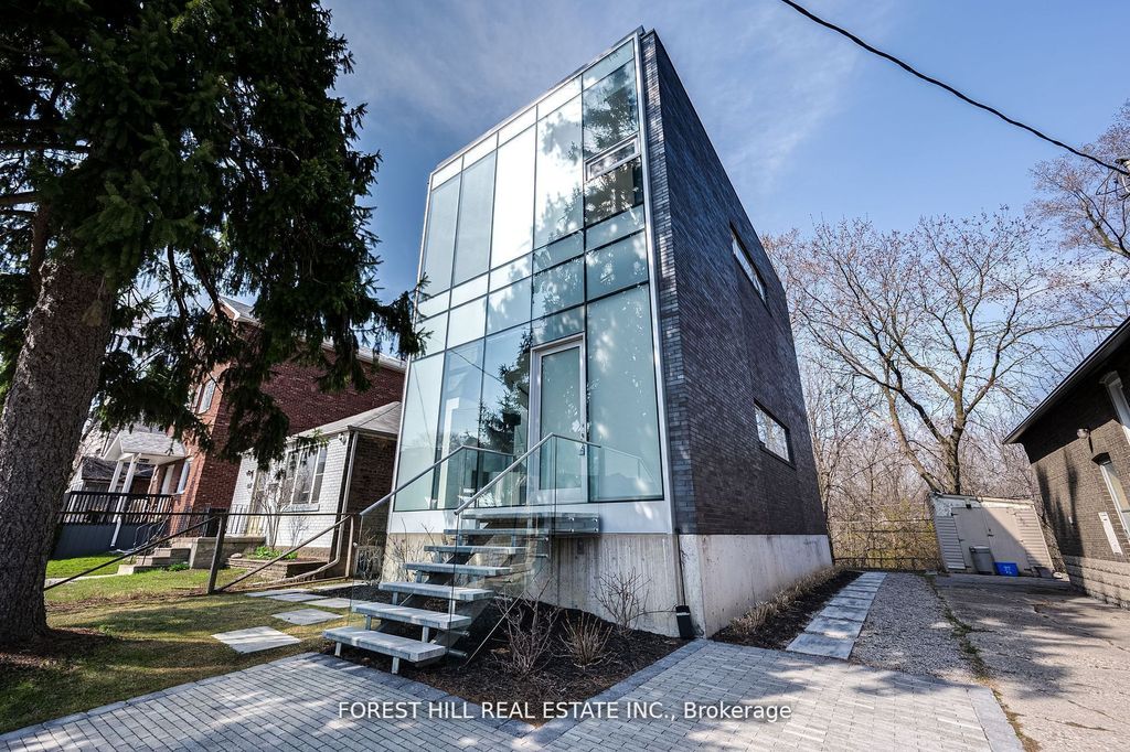 Photo of 561 Arlington Avenue, Toronto, ON M6C 3A6 (MLS # C12388689)
