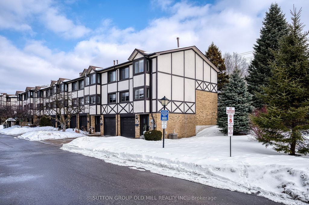 Photo of 4 Bradbrook Road #1, Toronto, ON M8Z 5V3 (MLS # W12835698)