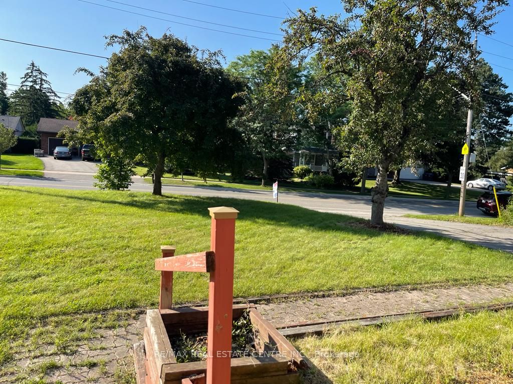 2431 Thorn Lodge Drive