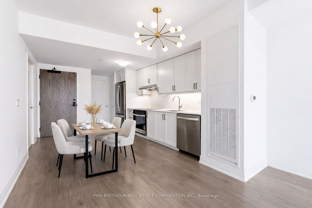 Photo of 1035 Southdown Road #1811, Mississauga, ON L5J 0A2 (MLS # W12978052)