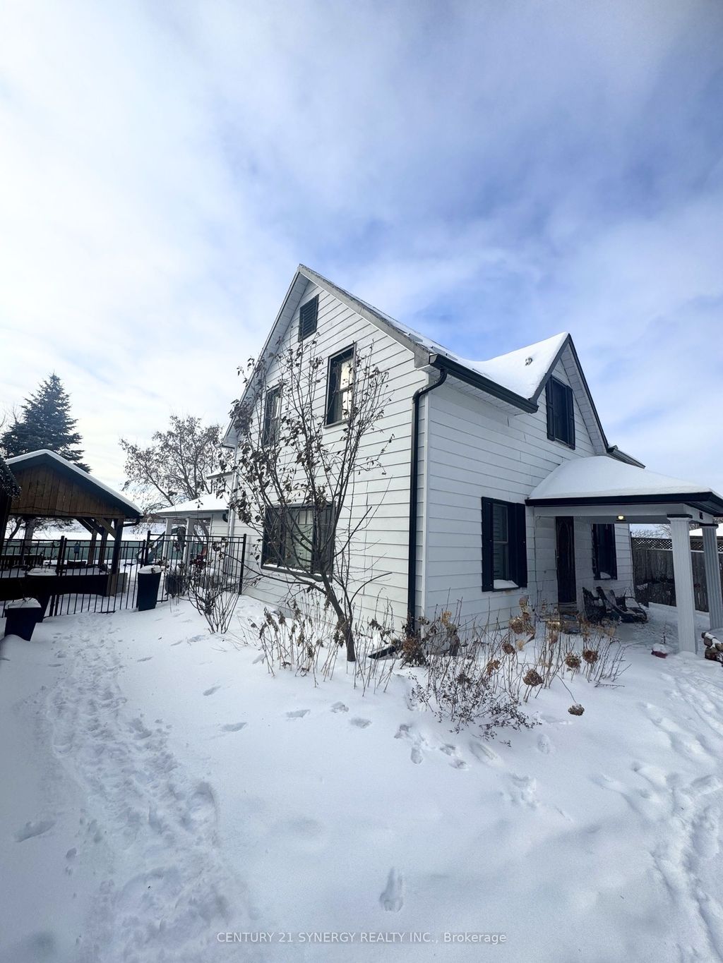 Photo of 103 Queen Charlotte Street, Stittsville - Munster - Richmond, ON K0A 2Z0 (MLS # X12651032)