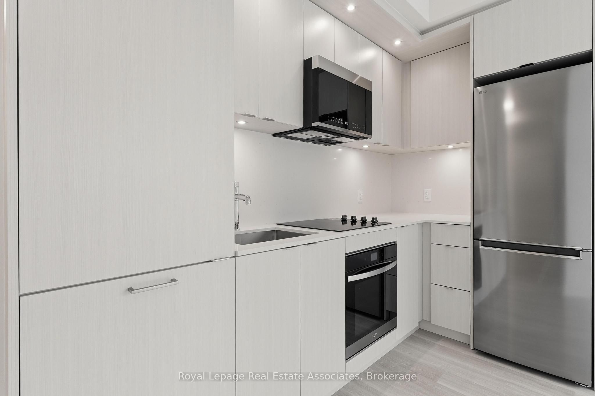 25 Cordova Avenue 401