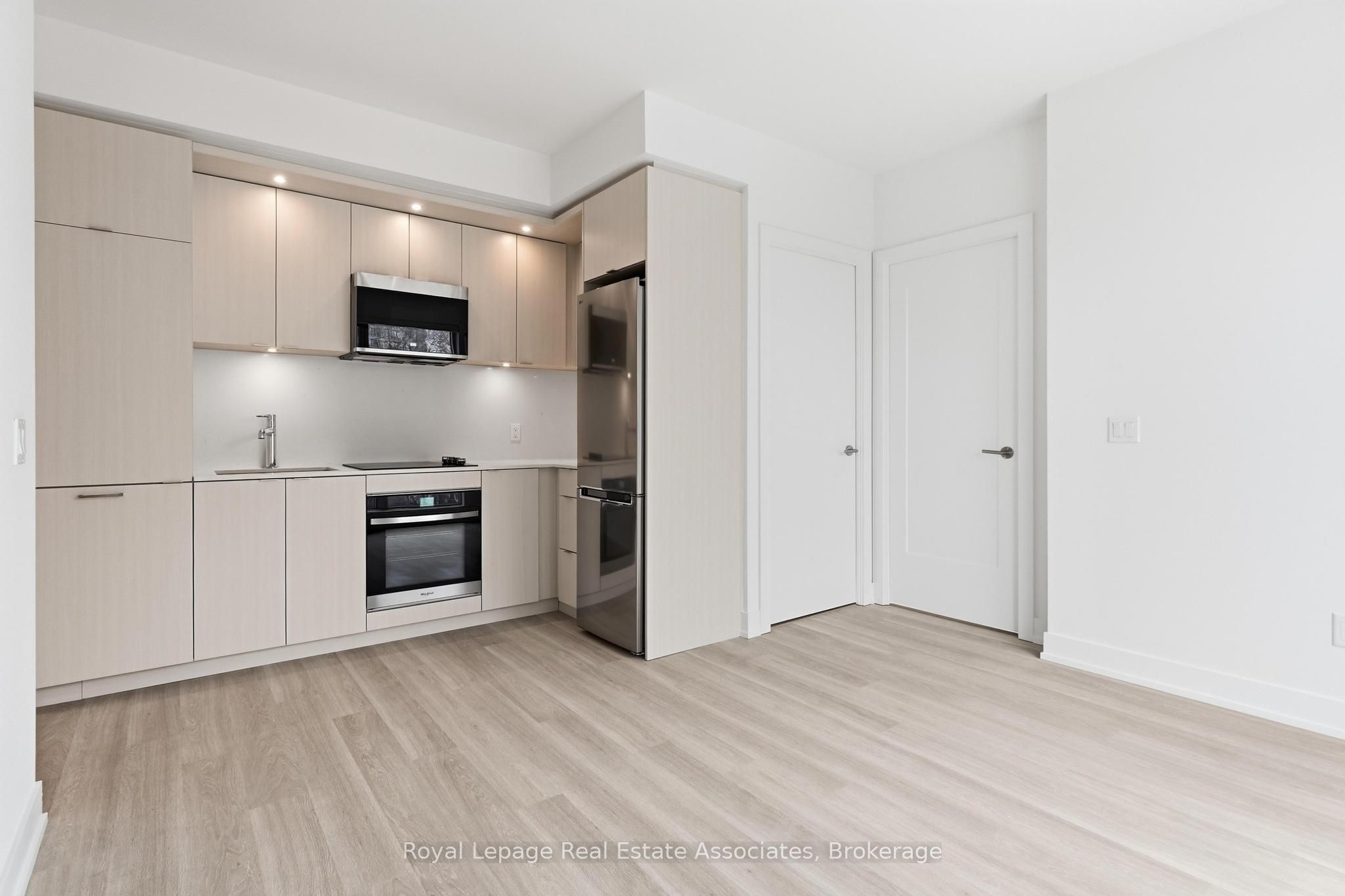 25 Cordova Avenue 401