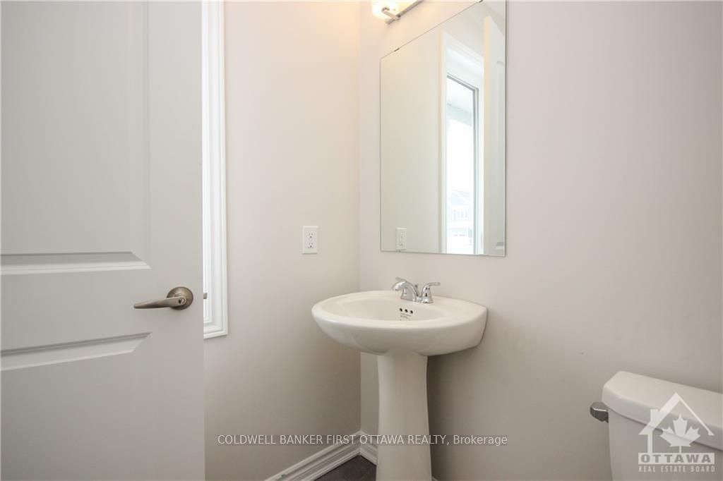 72 FOCALITY Crescent