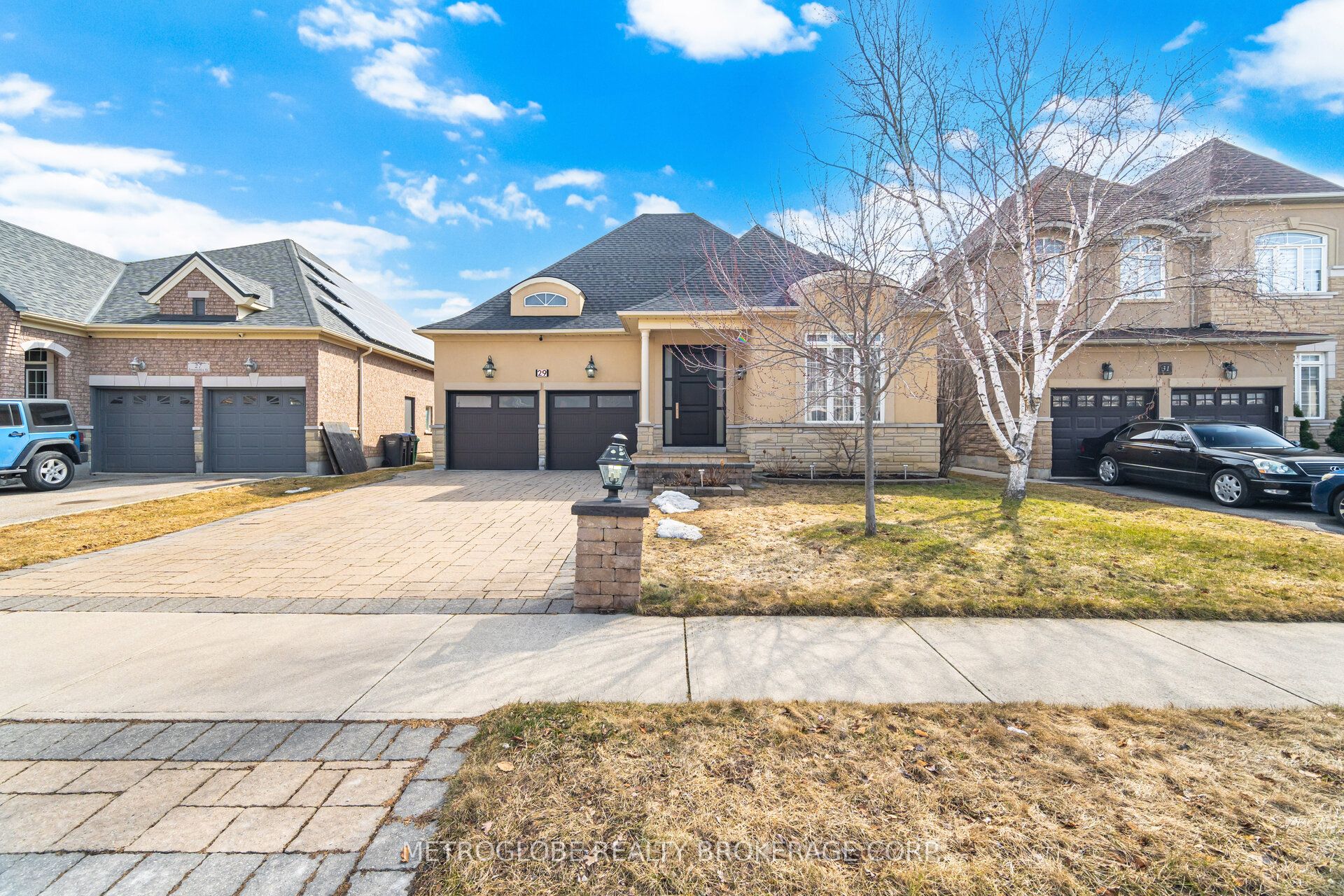 29 Fontainebleu Road