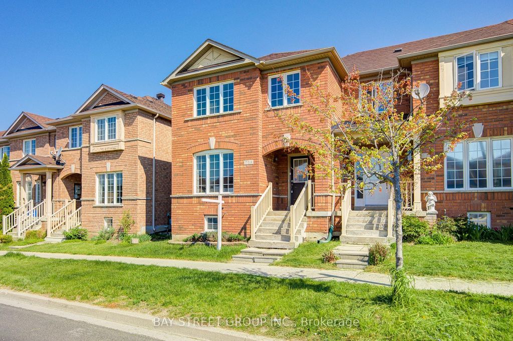 Photo of 714 Castlemore Avenue, Markham, ON L6E 1M9 (MLS # N13141458)