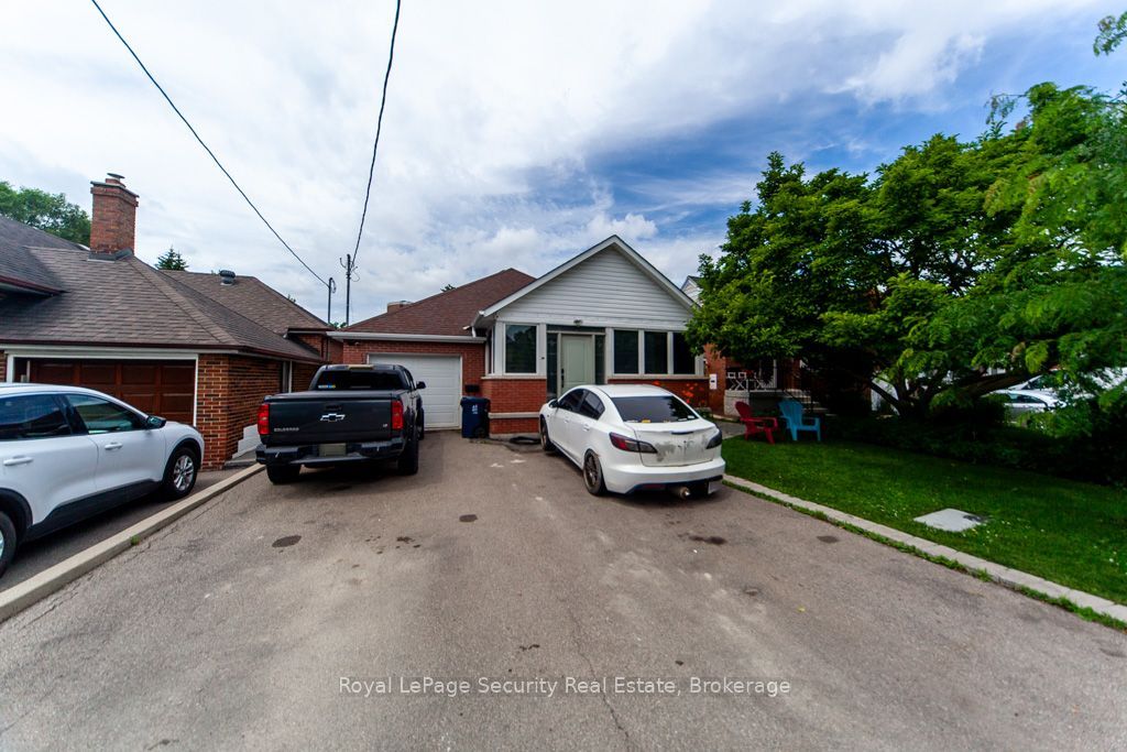 Photo of 44 Woodgate Drive, Toronto, ON M6N 4W3 (MLS # W12256210)