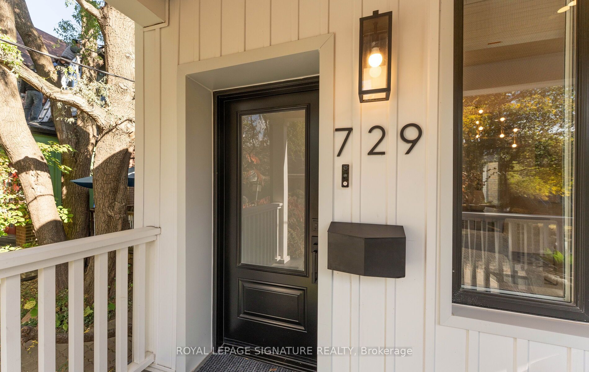 729 Gladstone Avenue