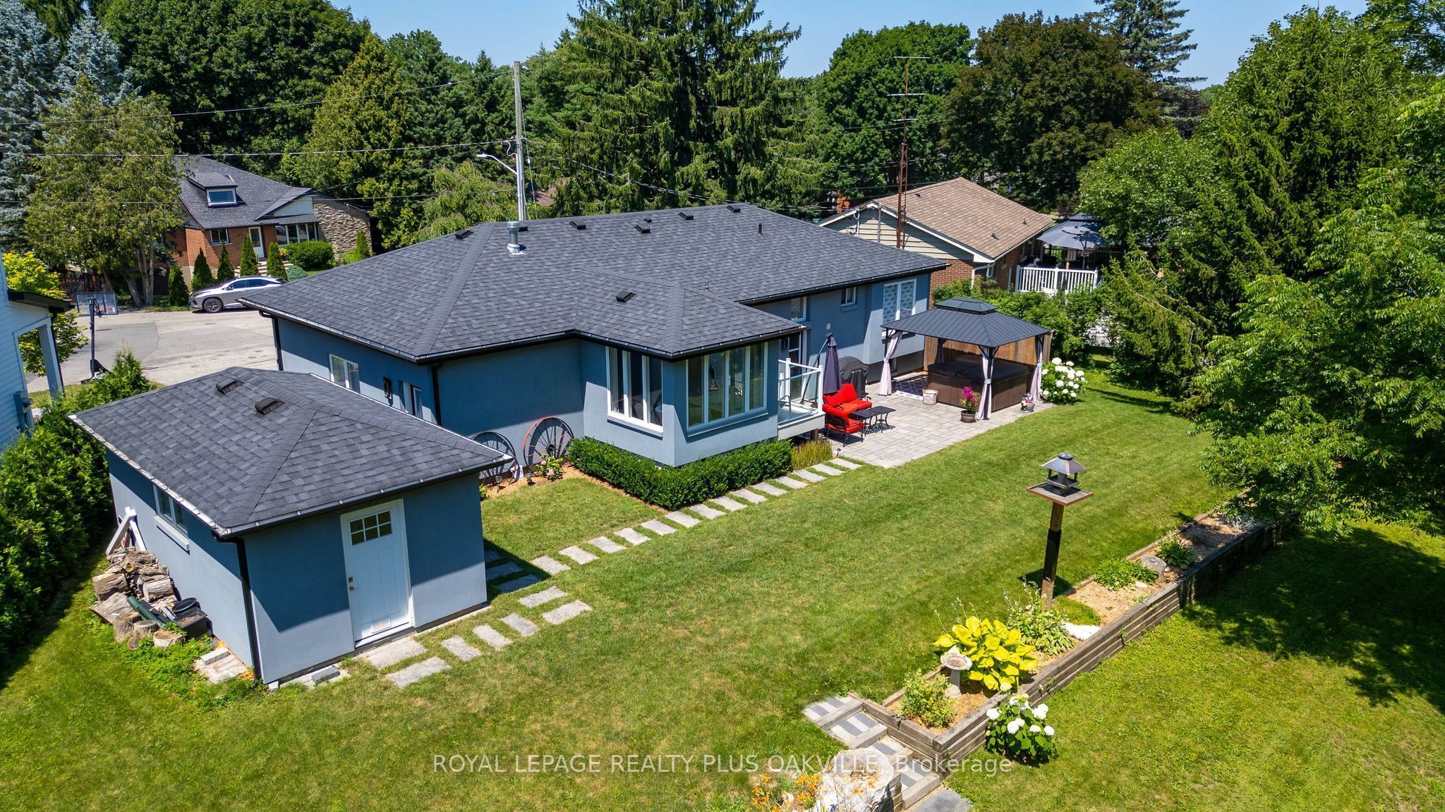 340 Clarendon Drive