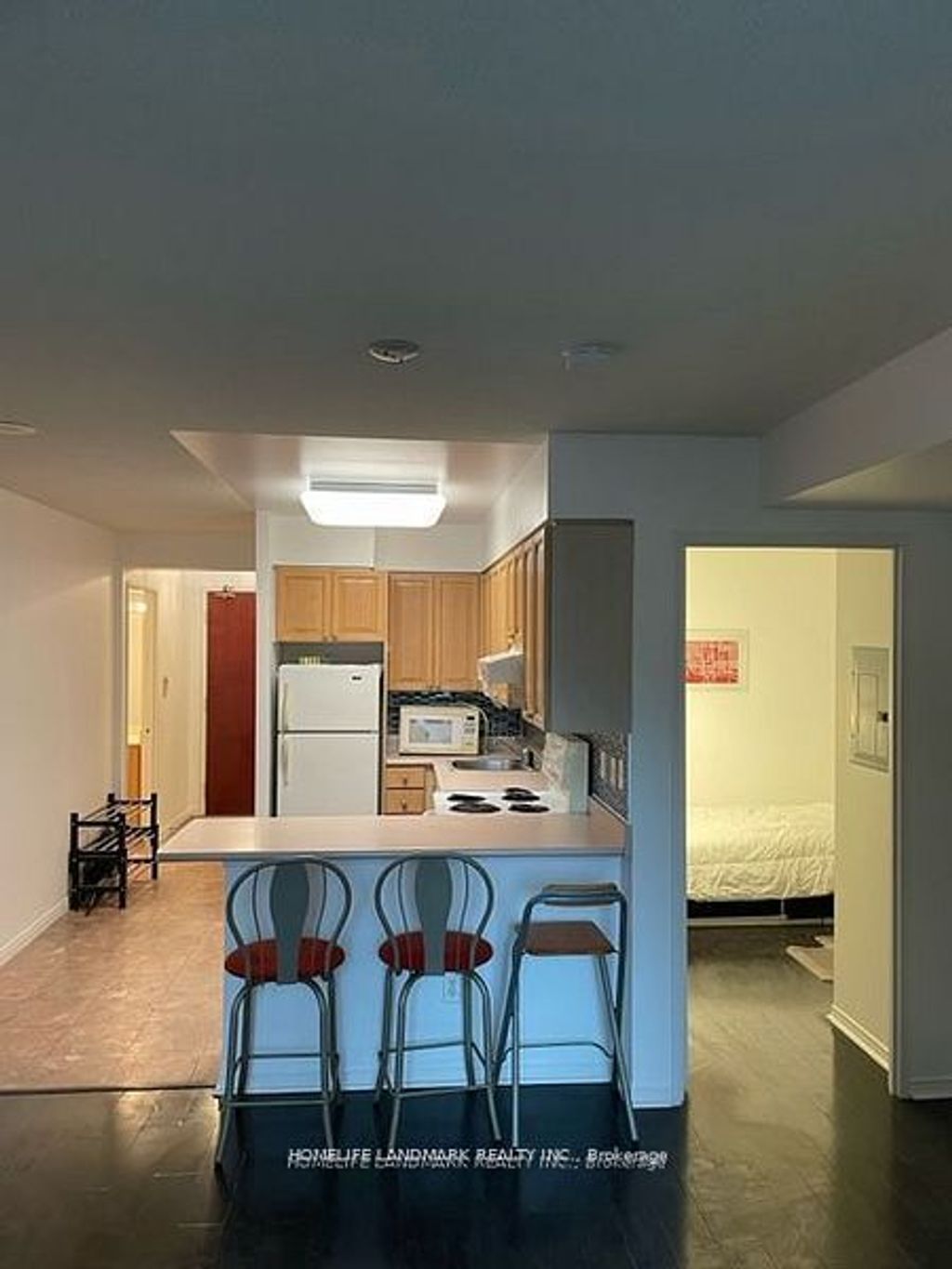 Photo of 750 Bay Street #901, Toronto, ON M5G 1N6 (MLS # C12830484)