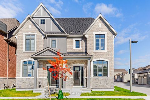 282 Riverlands Avenue Markham ON L6B 0W2