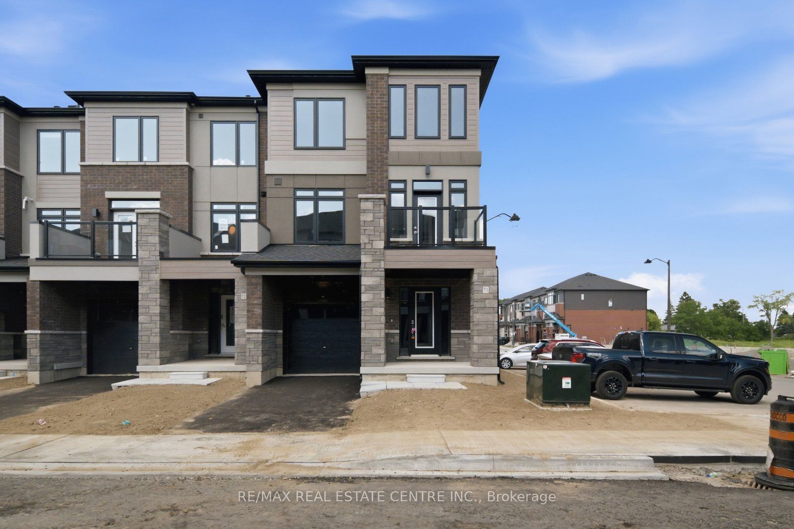 Photo 1 of 26 — 313 CONKLIN Road 73, Brantford, ON N3T 0Y8