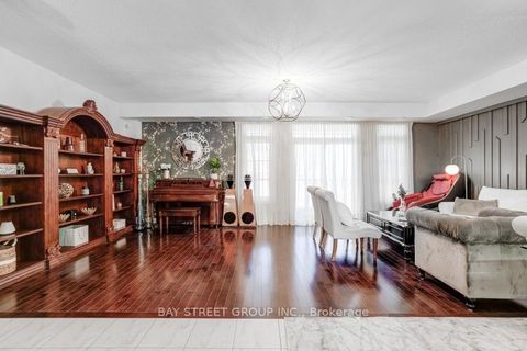 121 Luzon Avenue Markham ON L6B 1N8