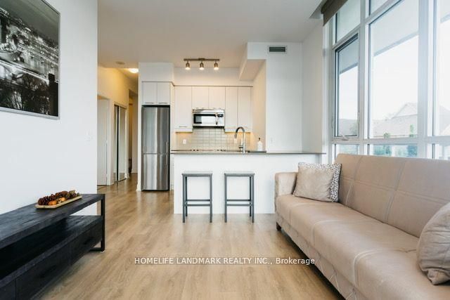 9471 Yonge Street S 234