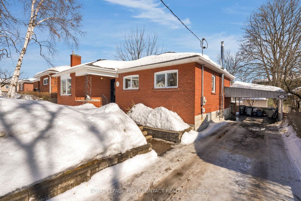 Photo of 103 Rodney Street, Barrie, ON L4M 4C2 (MLS # S12852610)
