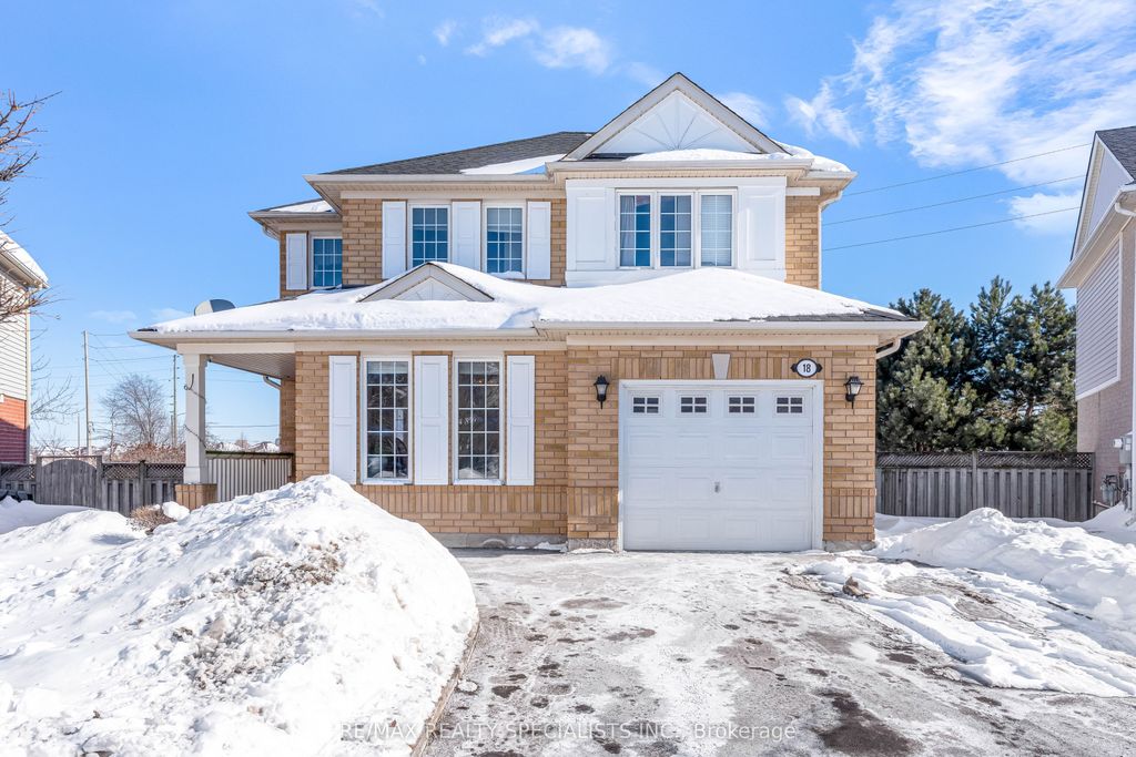 Photo of 18 Sherbo Crescent, Brampton, ON L7A 2A1 (MLS # W12751164)