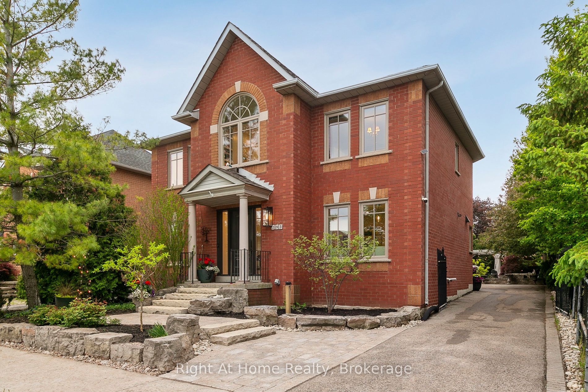 293 River Glen Boulevard