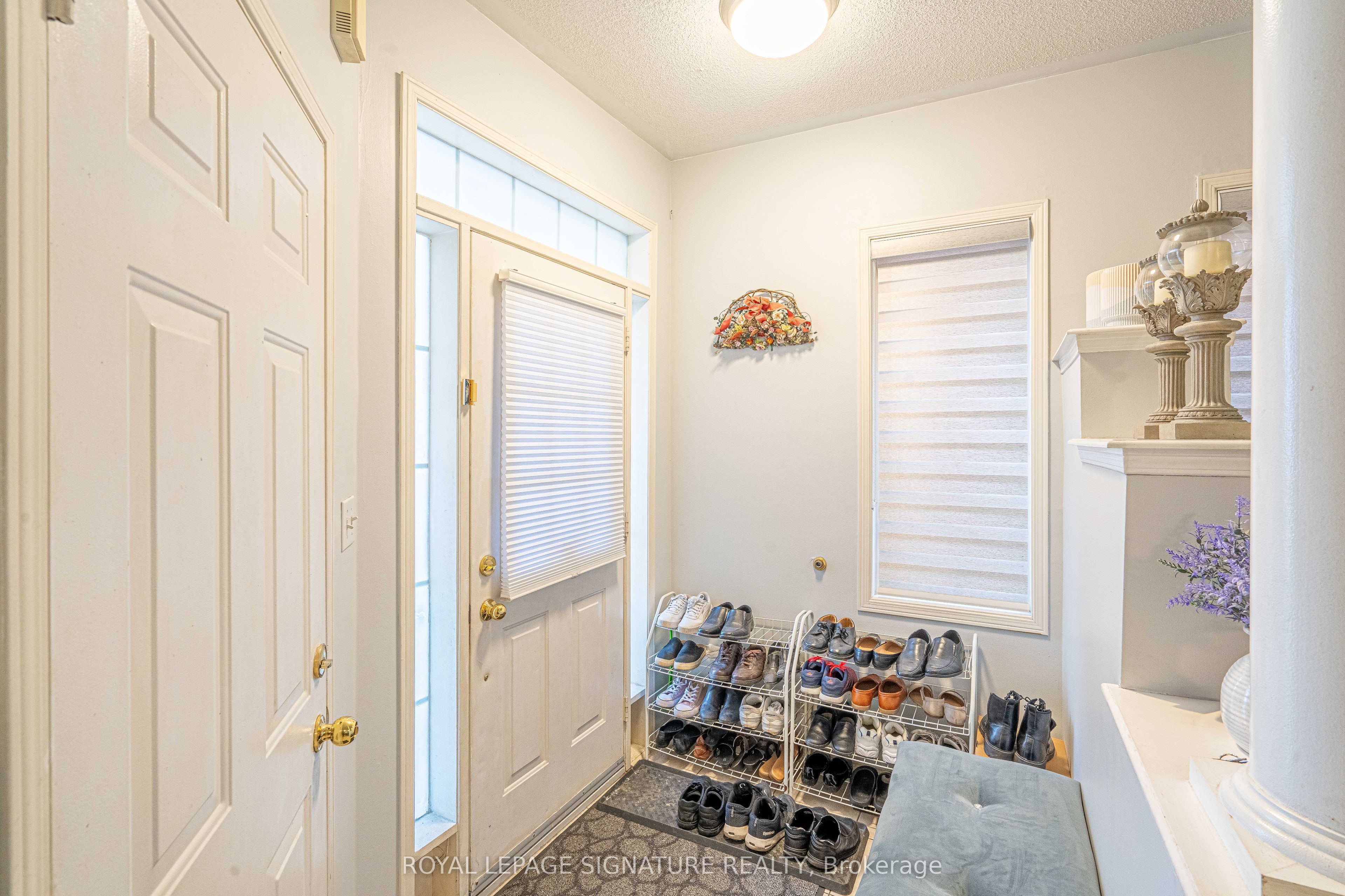 1082 Galesway Boulevard